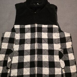 Maurices Black and White Buffalo Plaid Quilted Vest with Sherpa Yoke